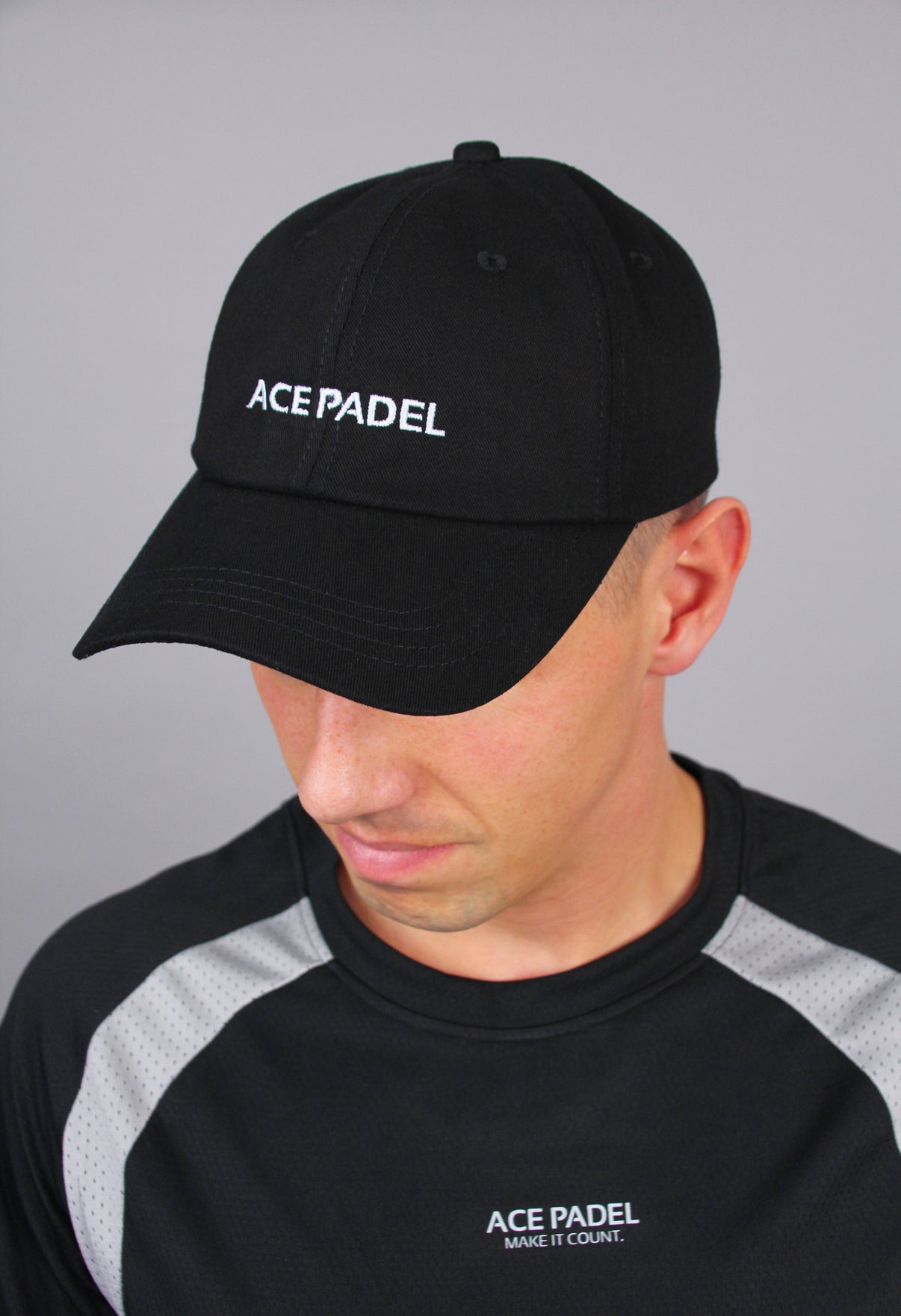 ACE PADEL Cap Schwarz Nahaufnahme vorne